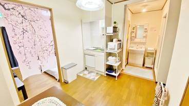 客室内のダイニングエリア / 18