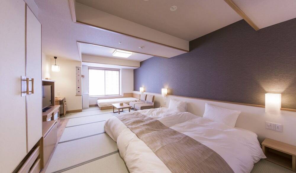 デラックスツイン / 2