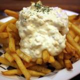 テディーズ ビガー バーガー 横浜みなとみらいワールドポーターズ店(テディーズビガーバーガー)