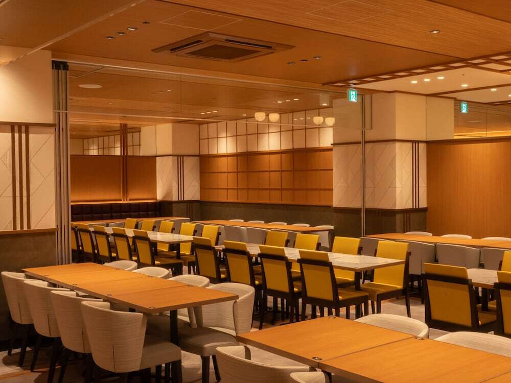 レストラン