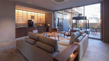 ロビーラウンジ / 9