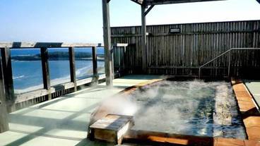 屋外スパ浴槽 / 2