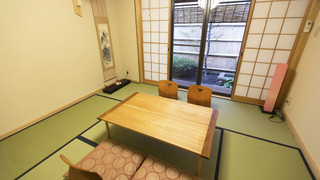 町家一棟貸し (ベッド+布団)