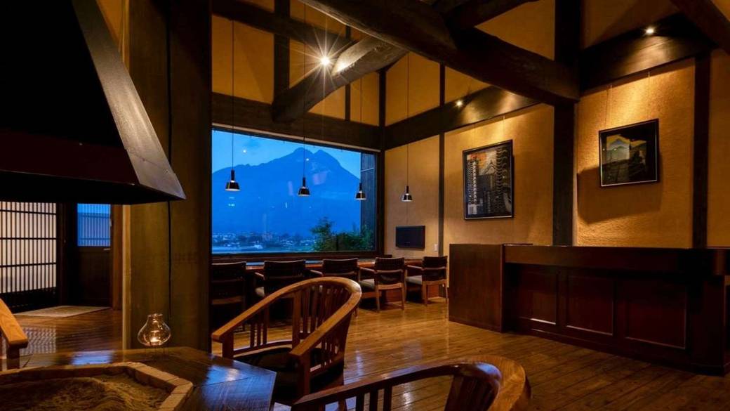 ロビー 風景 / 1