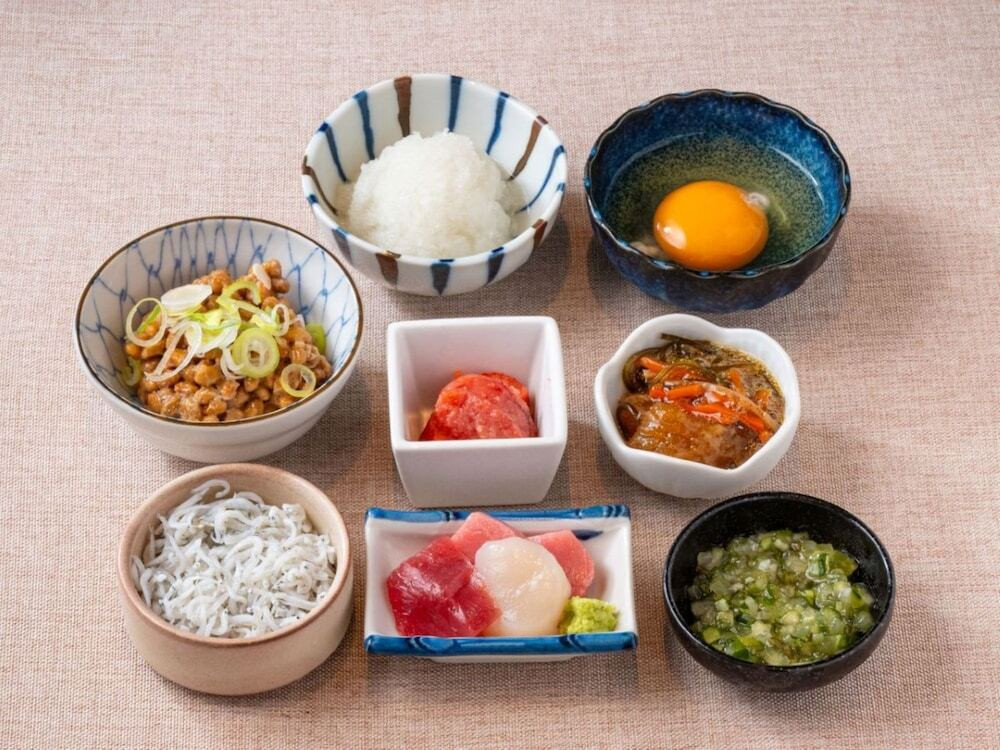 朝食