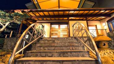 施設の入り口 / 6