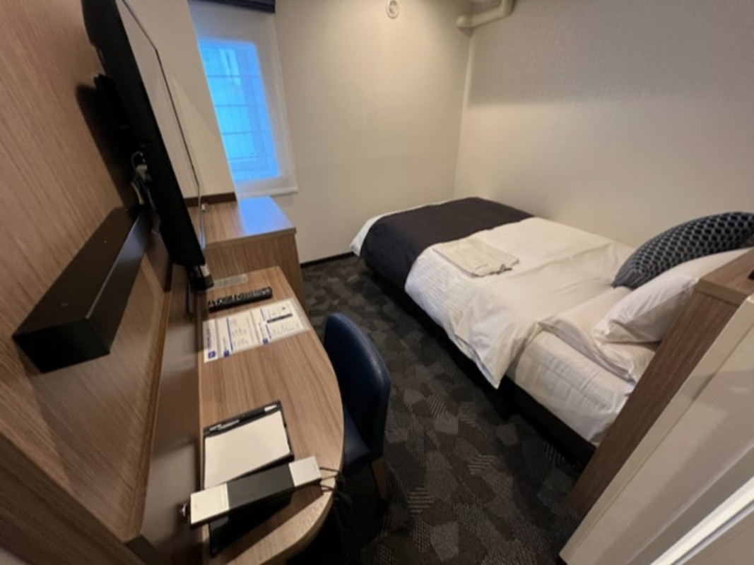 スタンダードセミダブルルーム