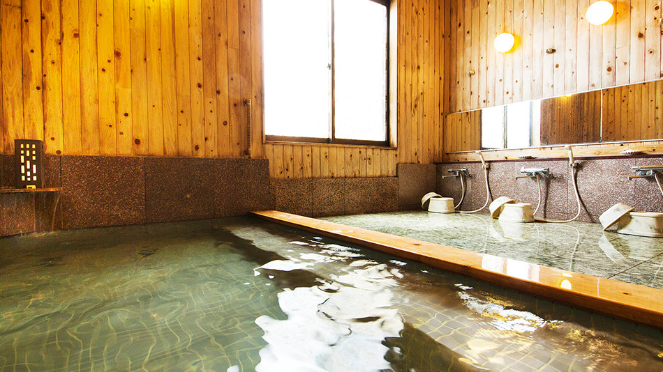 美肌・デトックス効果が期待できる死海塩風呂を体験！4068473