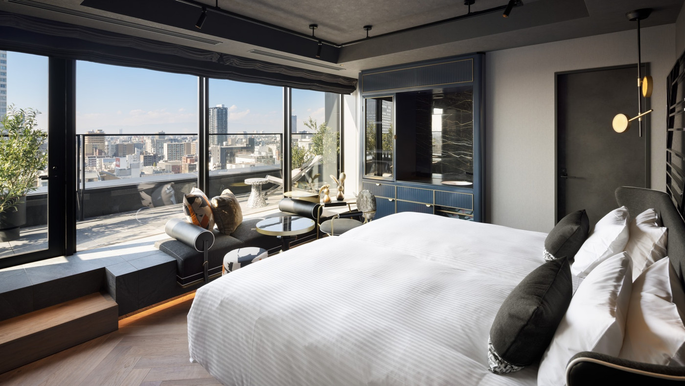 無機質×アイコニック家具がおしゃれなホテル4052215