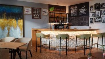 ロビーラウンジ / 12