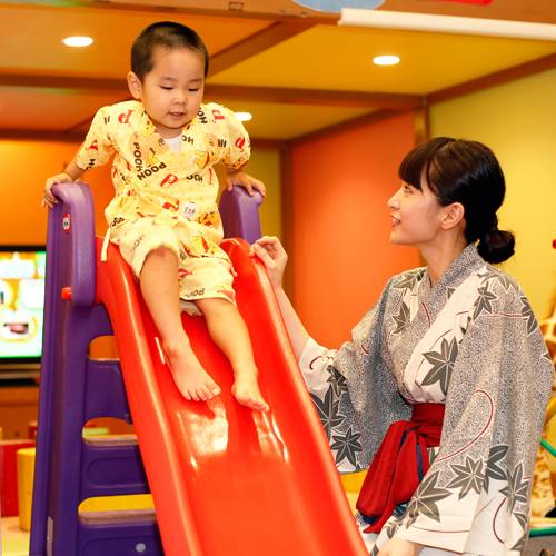 キッズコーナー／ブランコ / 2