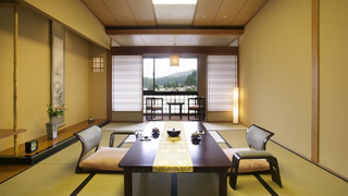 [和室12畳] 安らぎの純和風空間