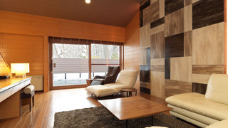 【露天風呂付コテージ】リビング＋ベッドルーム 禁煙