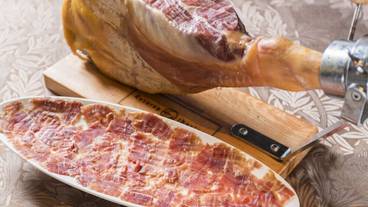 食事・飲み物 / 1