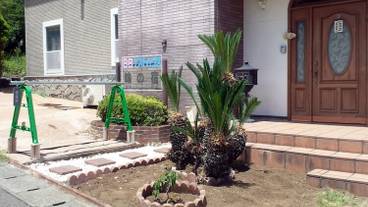 施設の入り口 / 3