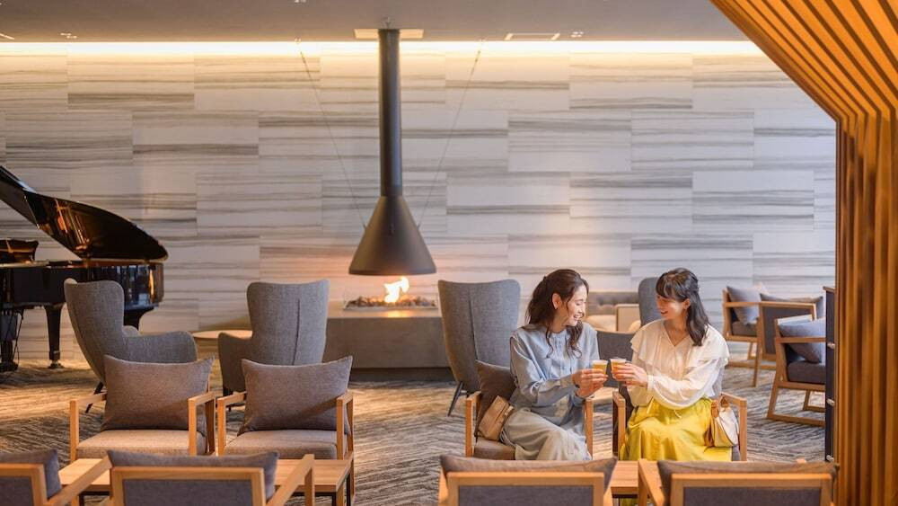 ロビーラウンジ