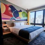 全客室異なるデザイン
アート＆鉄骨が主役の客室 / 1