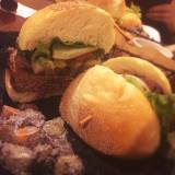 さるぅ屋(サルゥヤ)