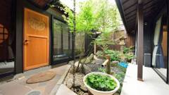 TAKEYA KITANO HONKAN（竹屋北野本館）