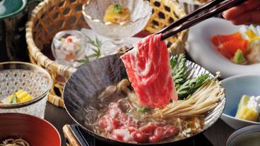 食事・飲み物 / 4