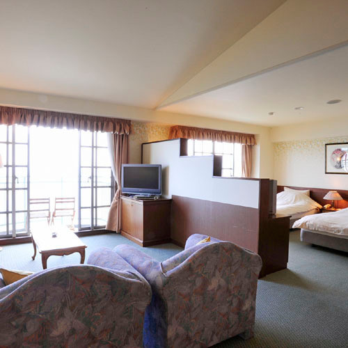 ラ クラッセ ドゥ シェネガ（ラ クラッセ ドゥ シェネガ） / 3