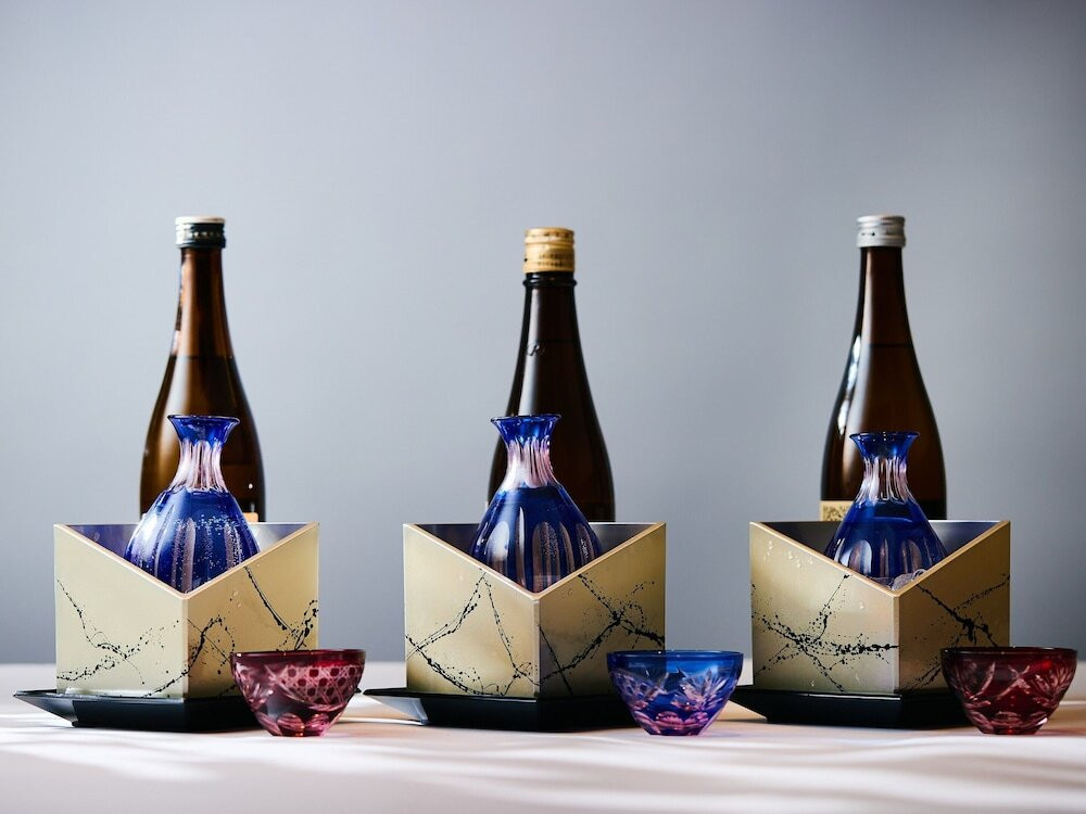 朝食ビュッフェでは珍しい日本酒の飲み比べも!4259950