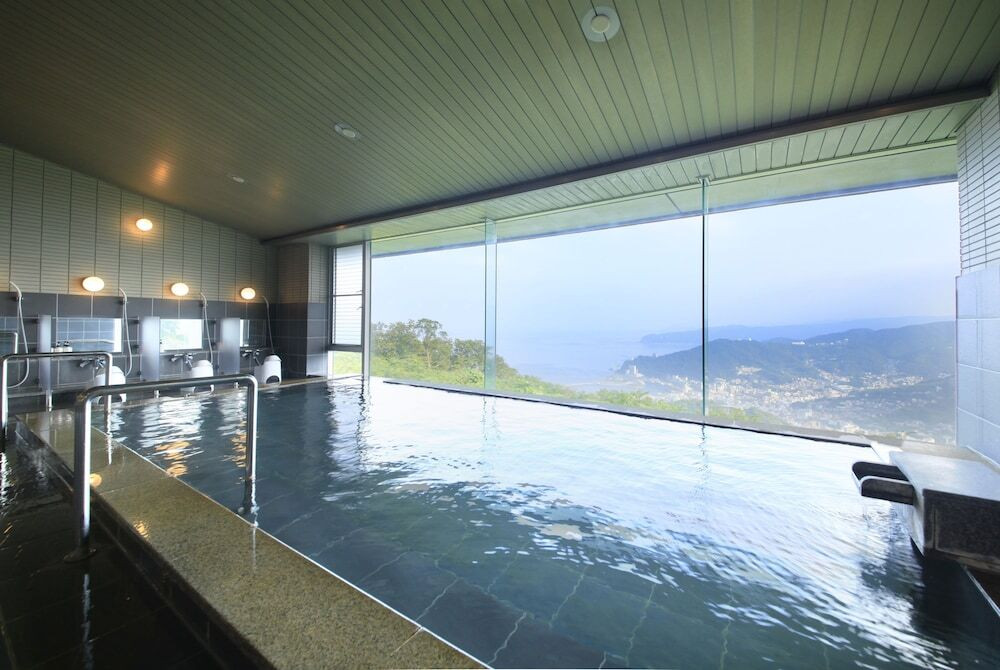 バッハの音楽に癒される隠れ家へ4036378