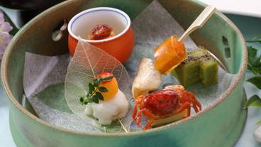 食事・飲み物 / 4