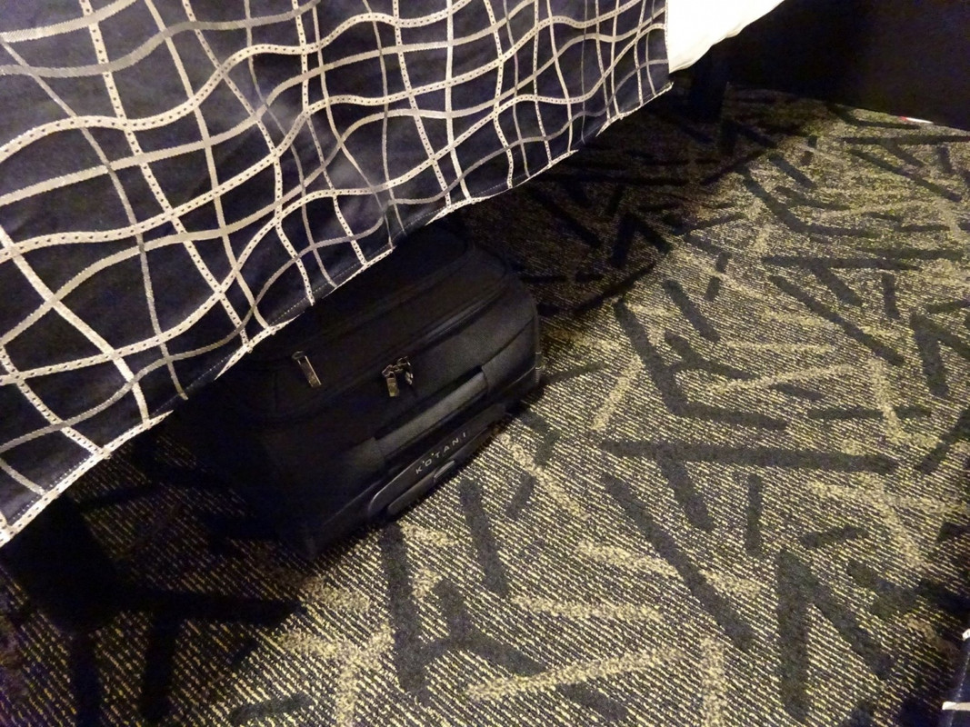 ベッドが高い。