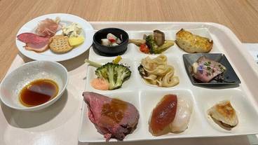 ビュッフェの盛り付け例 / 13