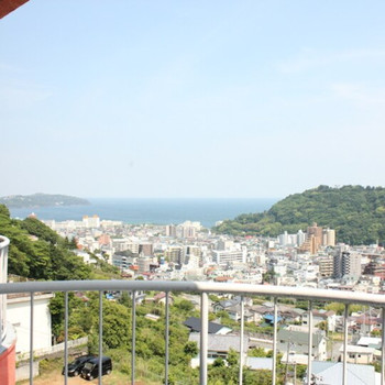 美しい眺望と会席料理をお部屋でぜいたくに独り占めできるお宿2380697