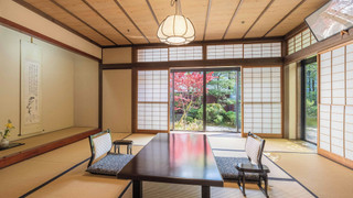 和室 (1階庭園側, 禁煙)