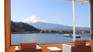 湖楽 (３階） [和室] [禁煙] [マウンテンビュー] [レイクビュー] [夜景がきれい]