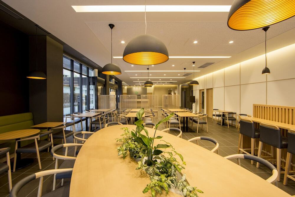 ロビーラウンジ