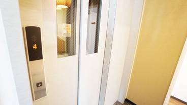 エレベーター / 1