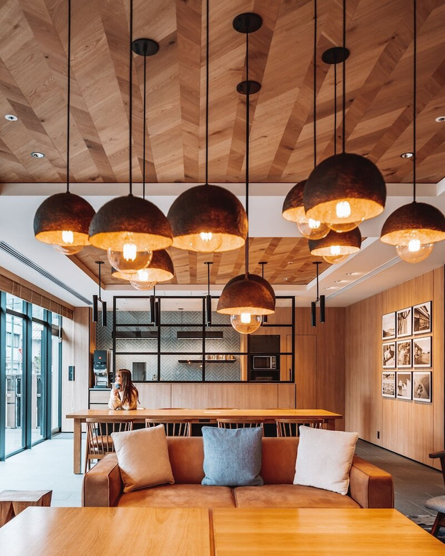 ロビーラウンジ