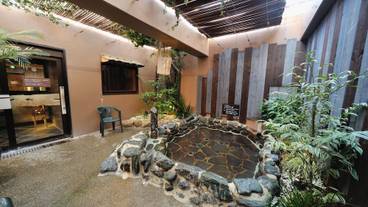 屋内スパ浴槽 / 4