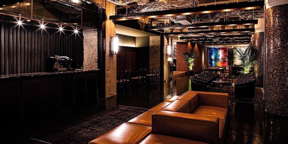 ロビーラウンジ