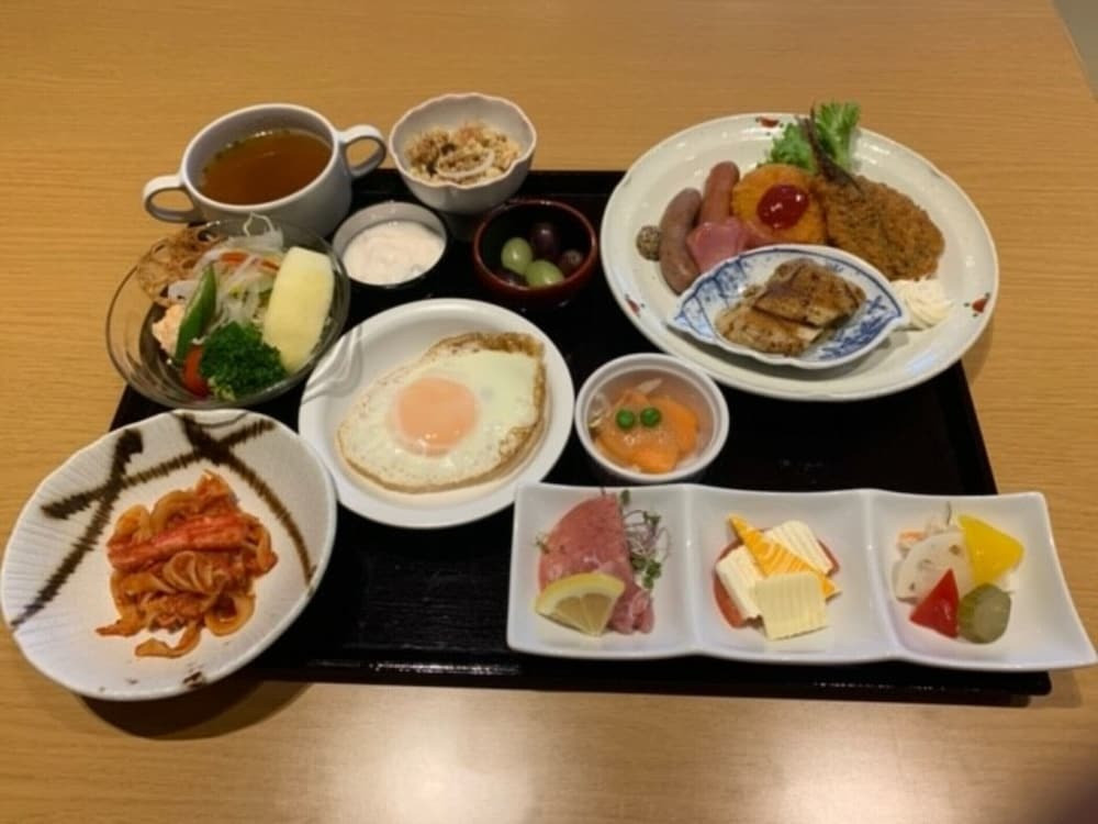 朝食