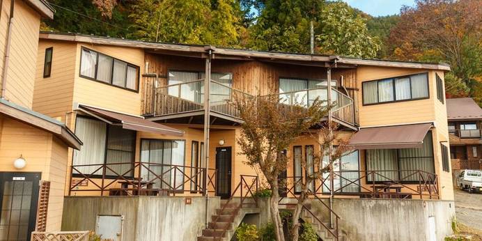 夢見る河口湖 コテージ戸沢センター（山梨県 コテージ・ロッジ・一棟貸） / 1