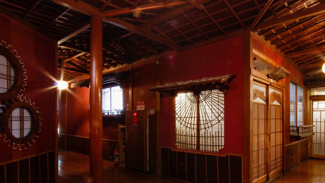 文化財「斉月楼」廊下 / 3