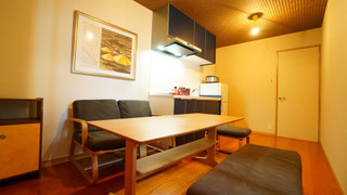 ファミリー ルーム ( C )