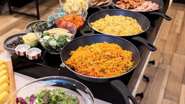 朝食ビュッフェ / 9