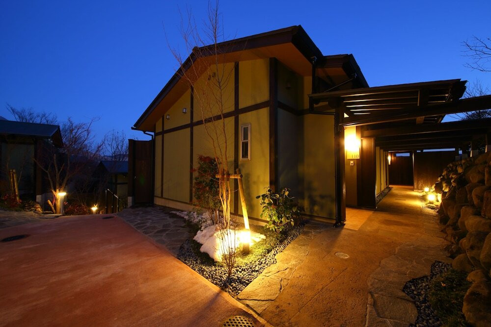 花由エリア 離れBタイプ 外観