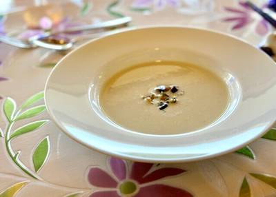 ラレーヌ アリス