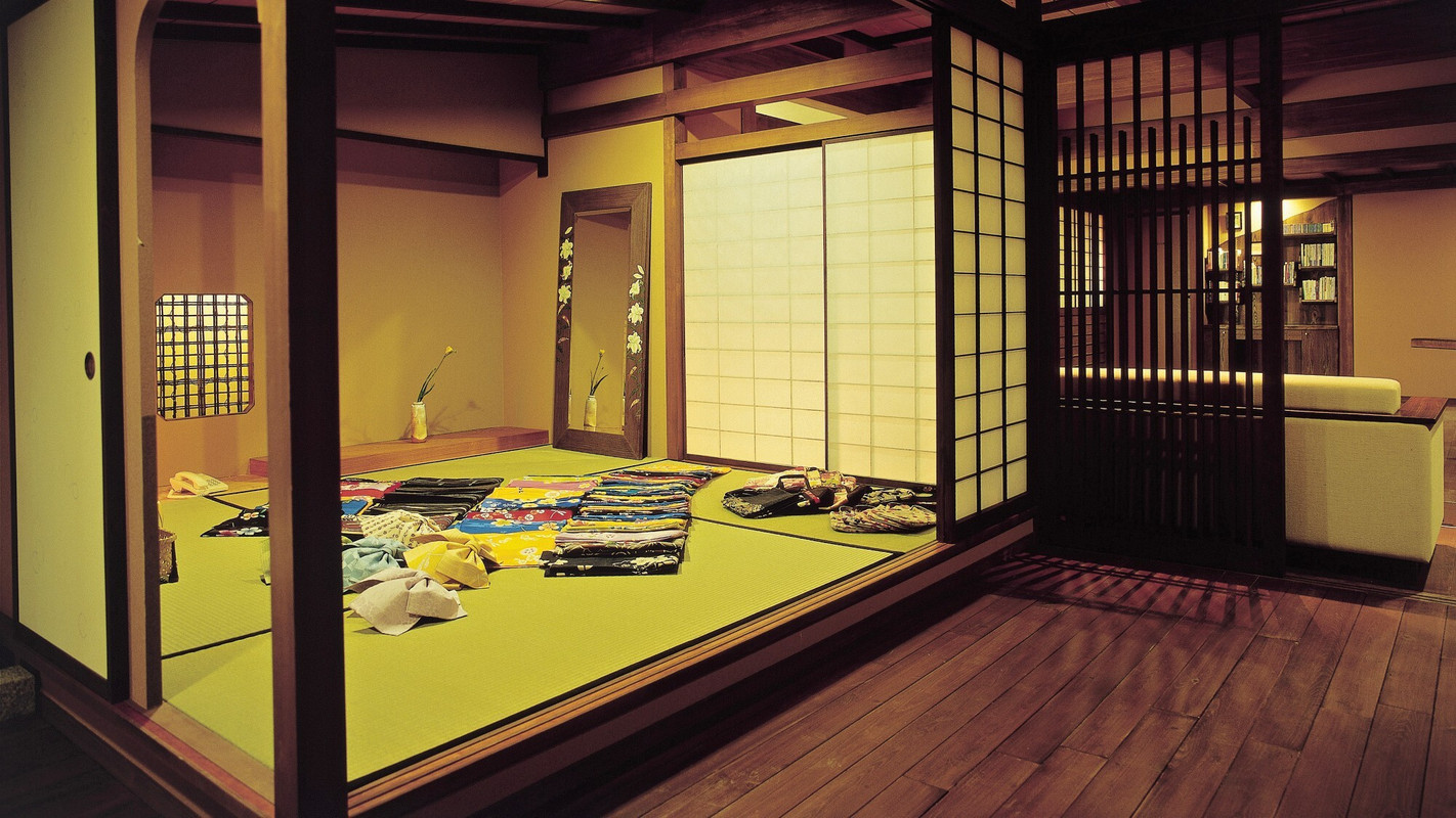 色浴衣