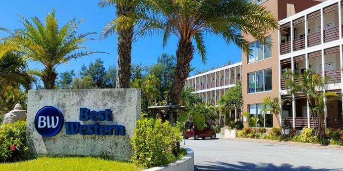 ベストウェスタン沖縄恩納ビーチ(沖縄県 リゾートホテル) / 1