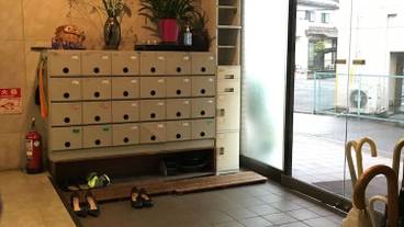 内部エントランス / 3