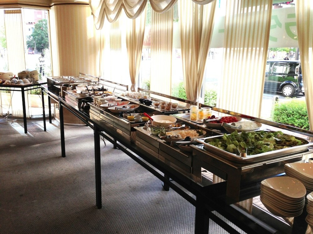 朝食ビュッフェ