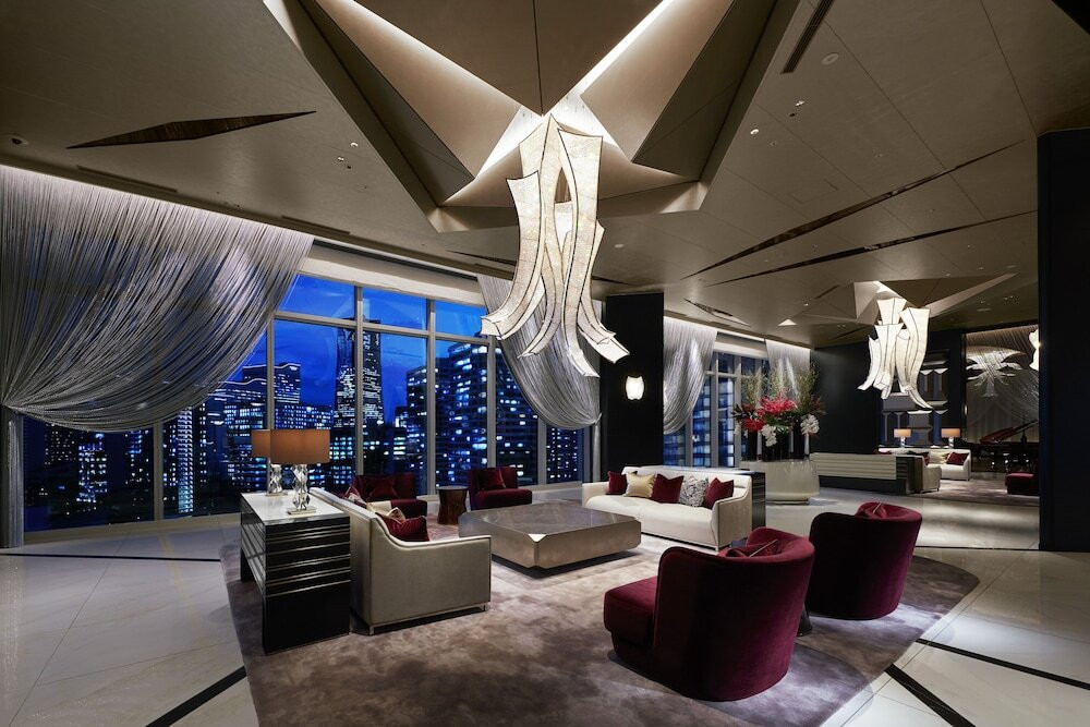 みなとみらいを一望！14階にあるスカイロビーでチェックイン3721751